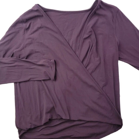 Lululemon Black Cherry Freedom Wrap - EUC - Picture 4 of 4